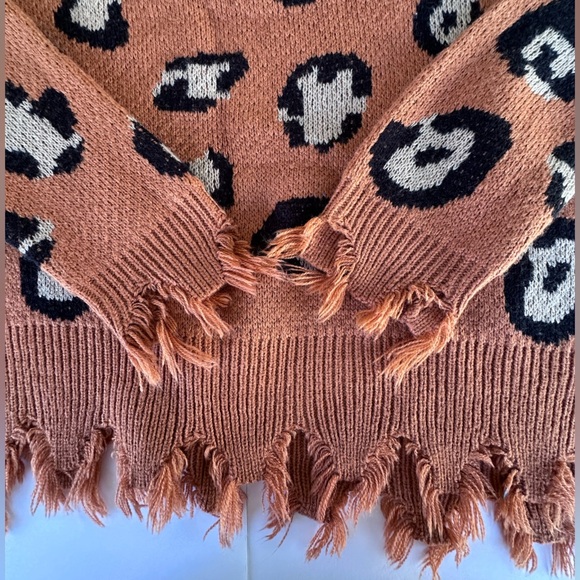 MIRACLE DISTRESSED CHEETAH SWEATER BROWN/SIZE:M - Picture 8 of 13